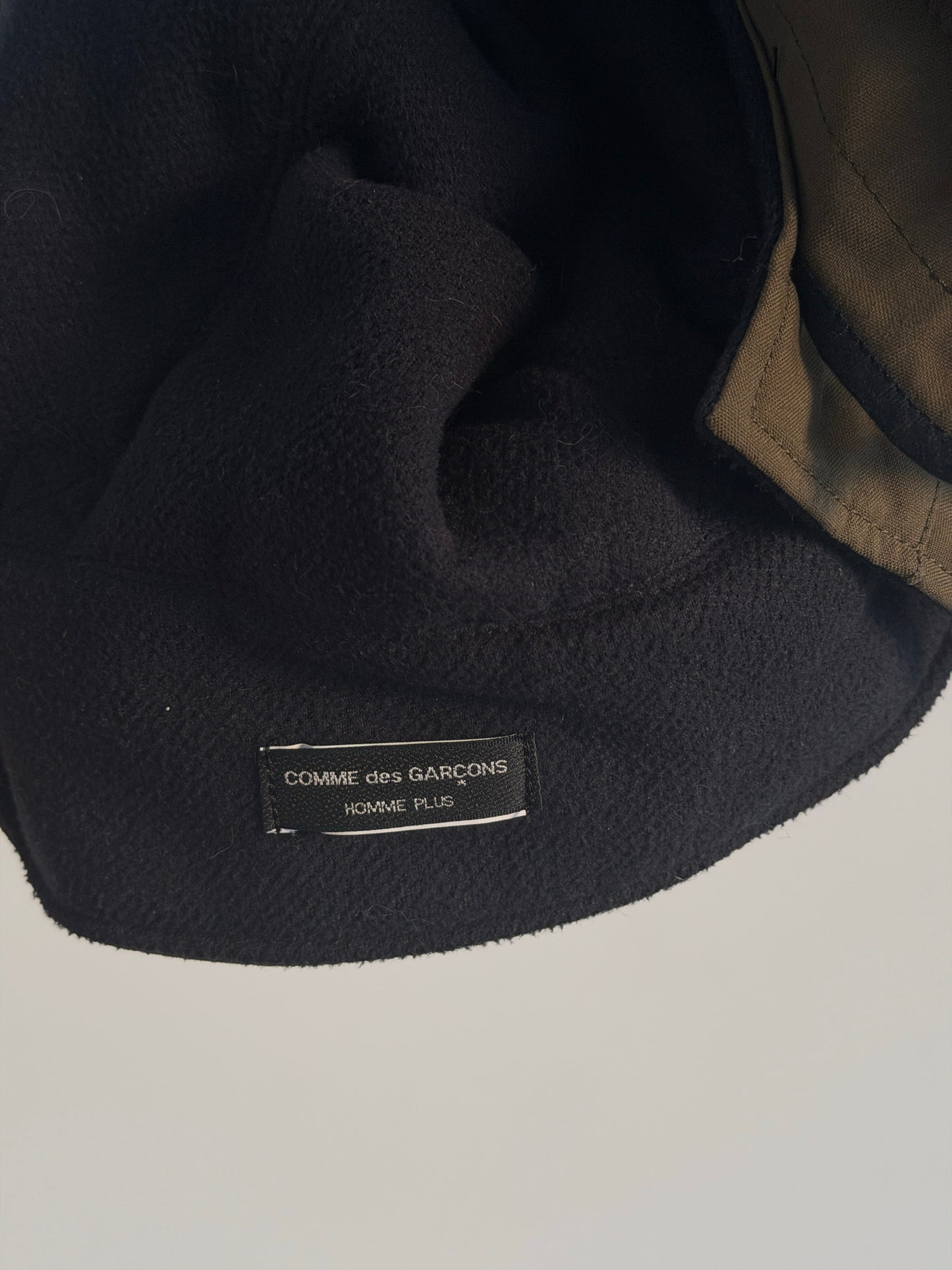 comme des garçons homme plus aw2010 eskimo hood