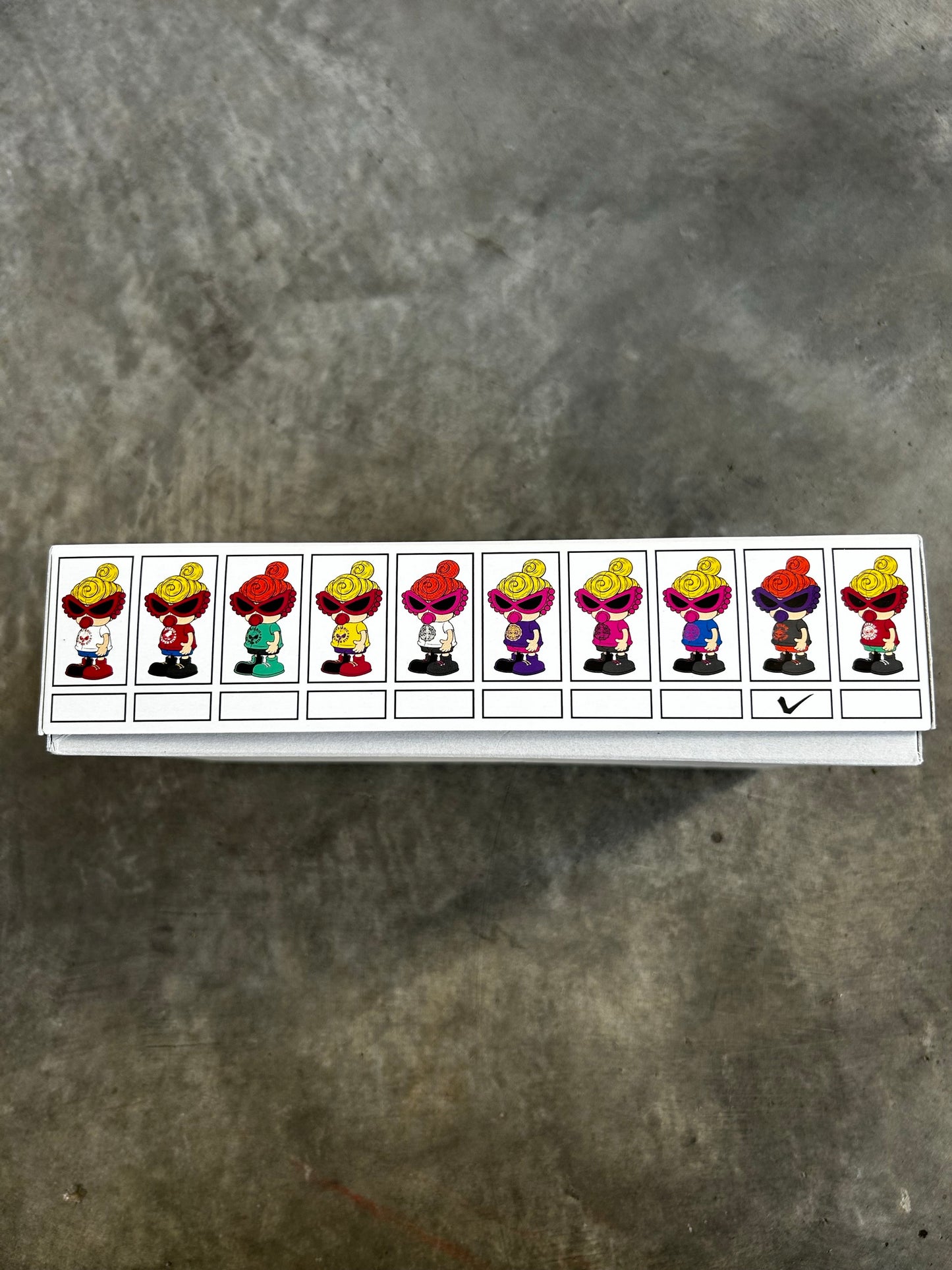 Hysteric glamour windup toy