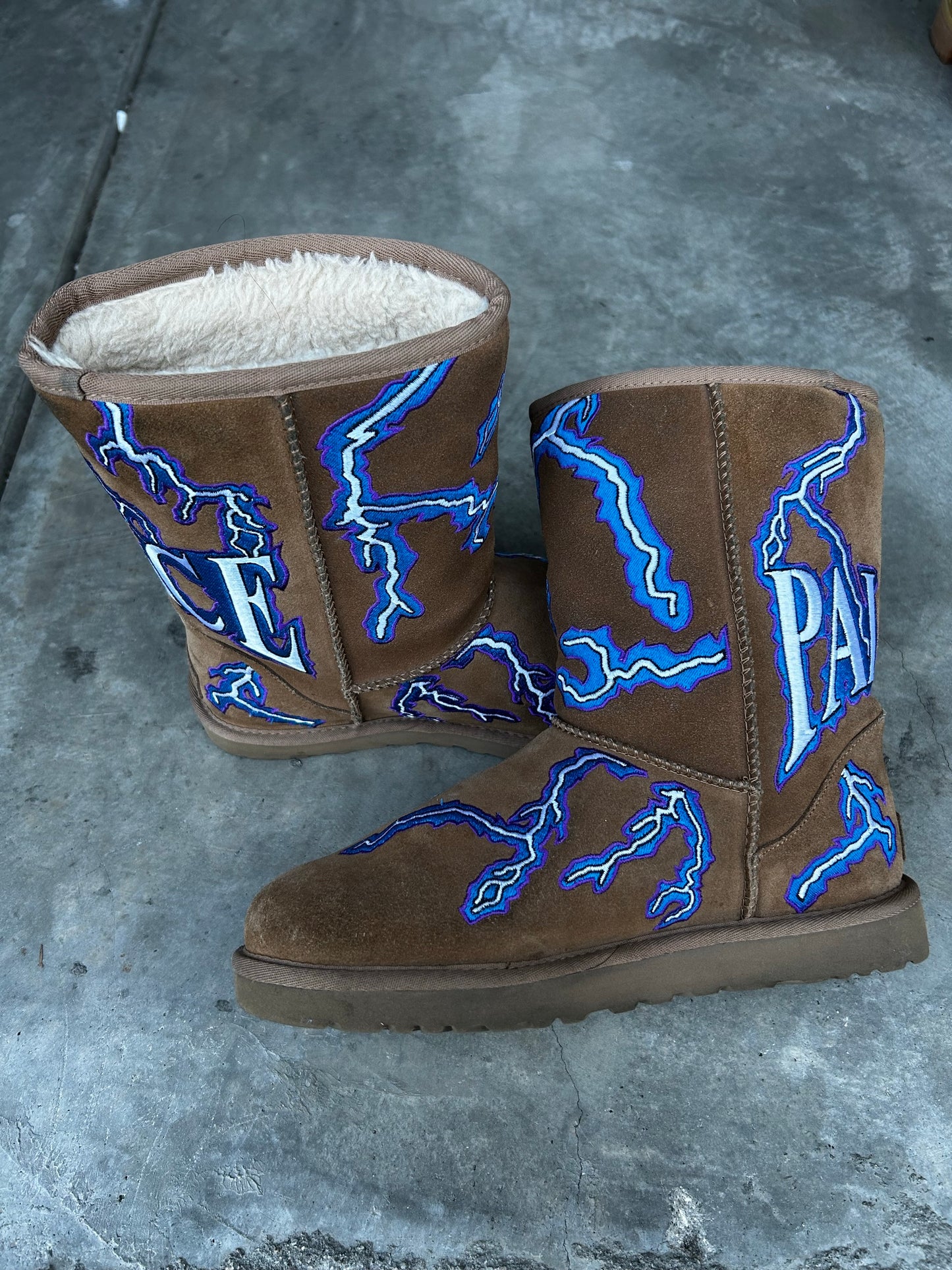 Palace lightning uggs
