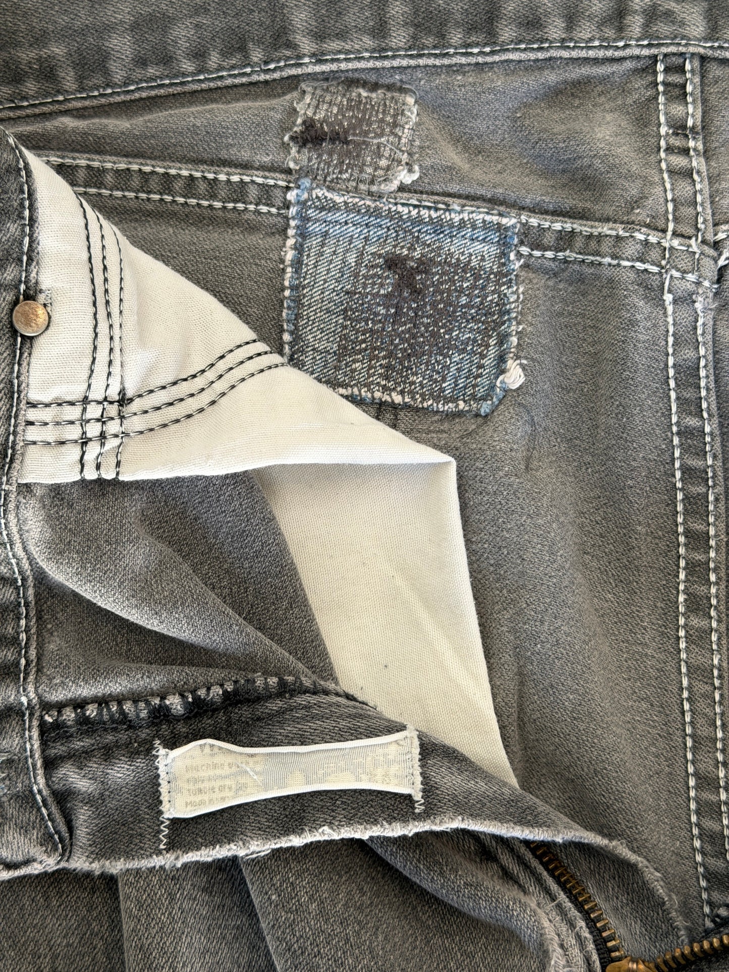 90s thrashed wrangler denim