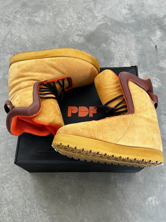 PDF Channel big boots