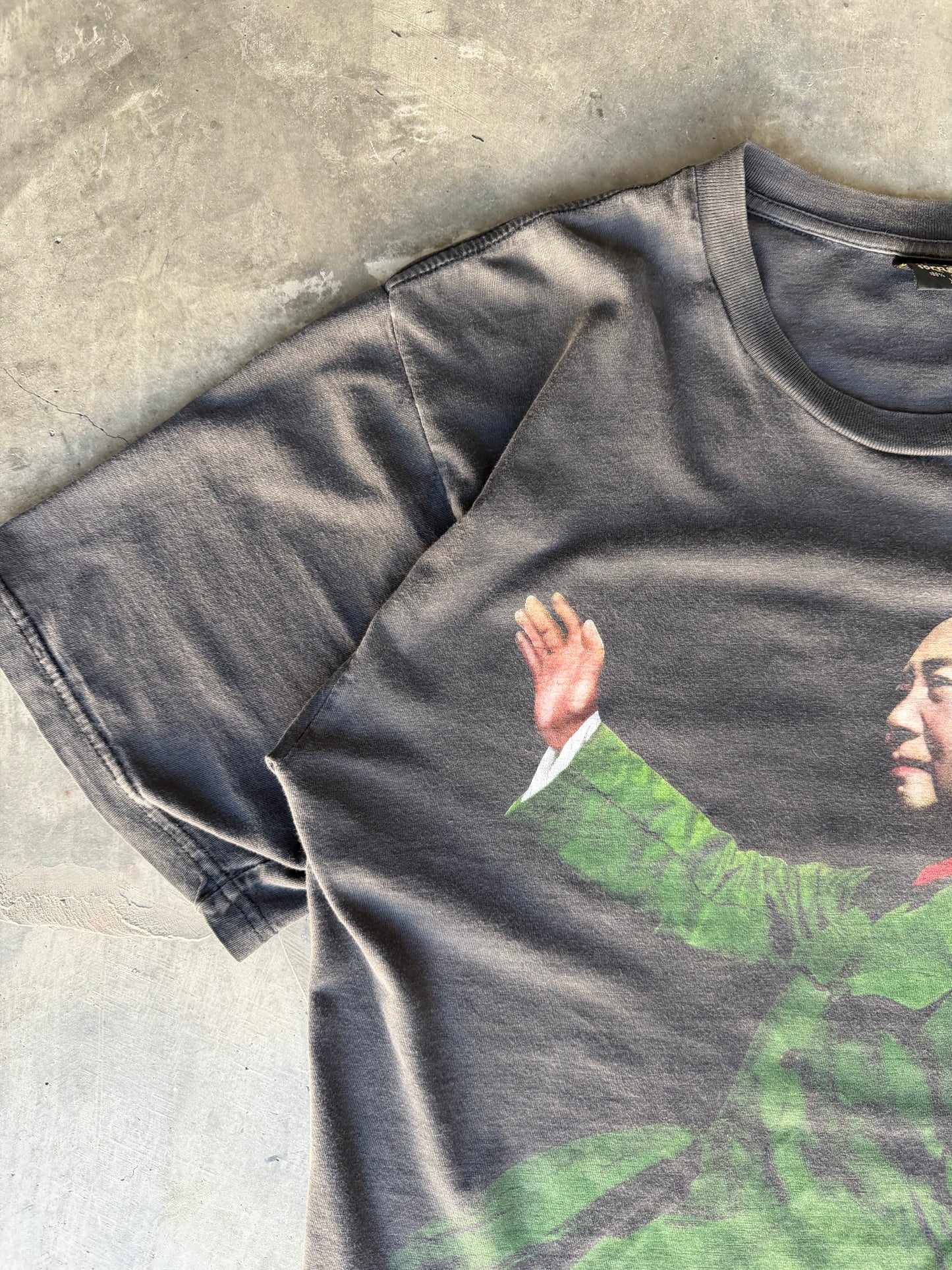 Mao Ze Dong Propaganda tee