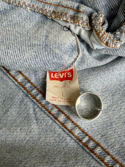 80s light wash denim jacket
