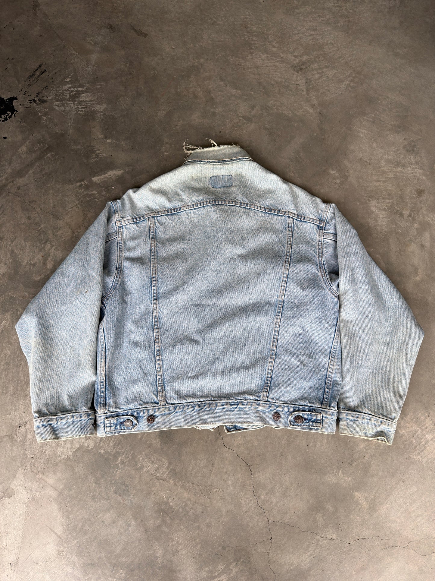 80s light wash denim jacket