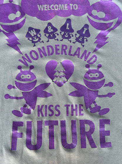 90s W&LT "kiss the future" L/S tee