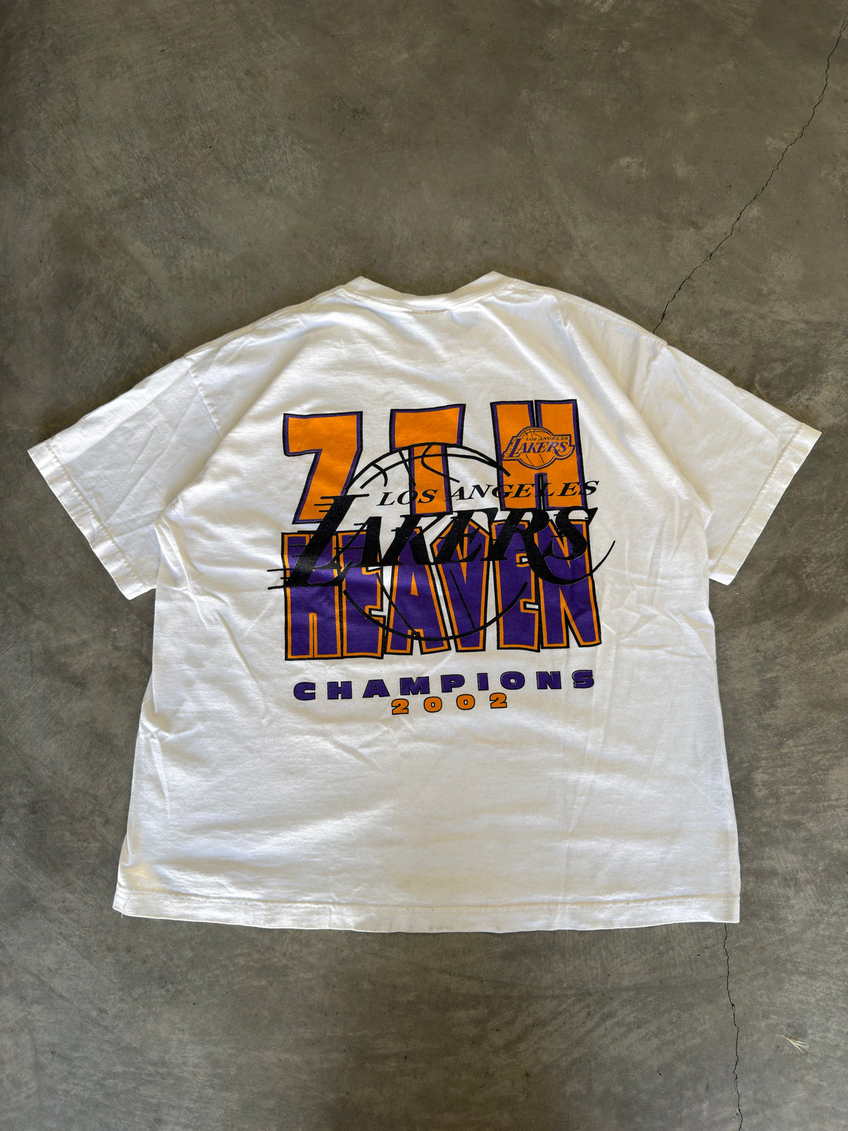 2002 NBA Lakers world champion tee