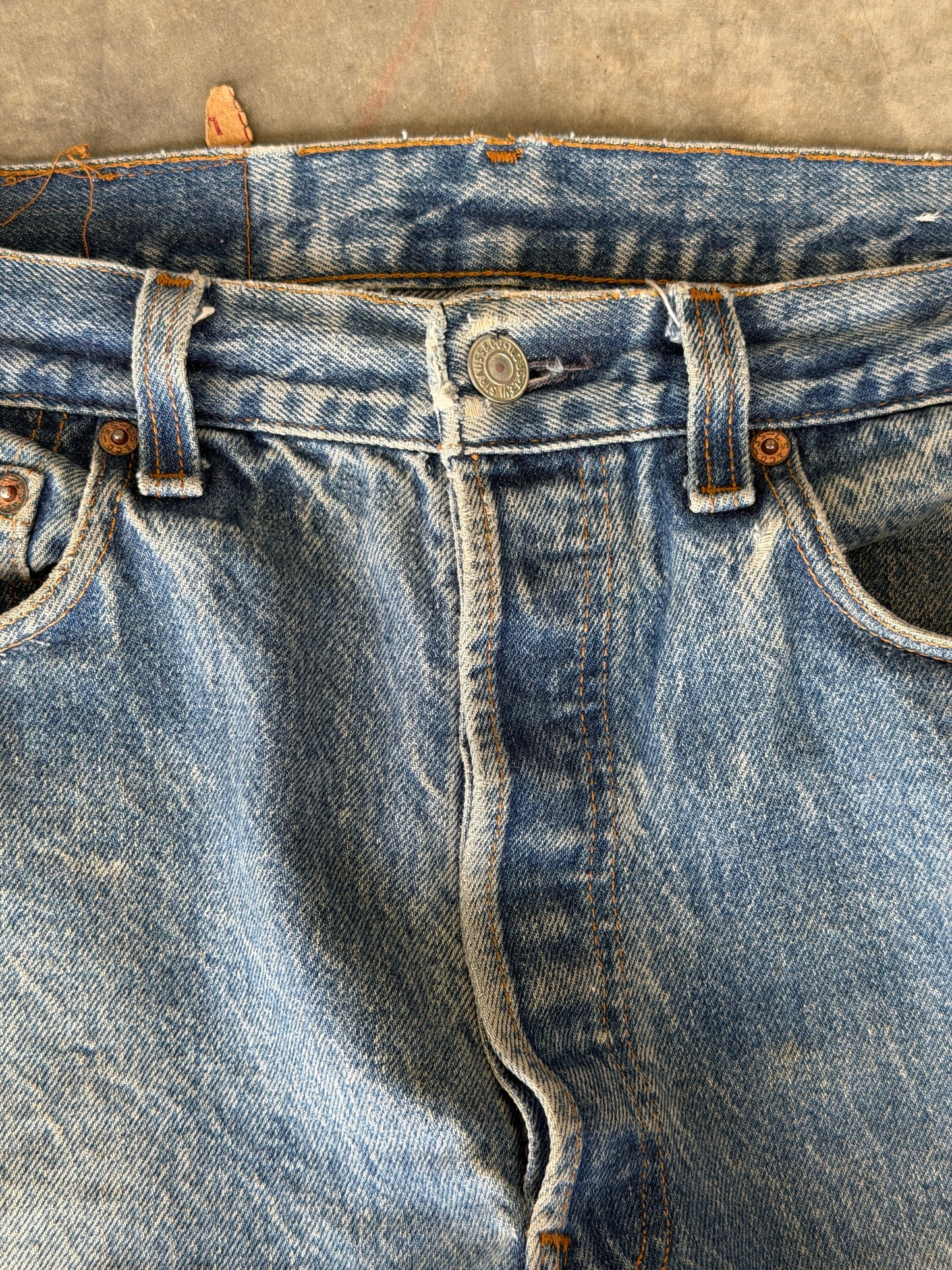 80s Levi 501 cut off denim
