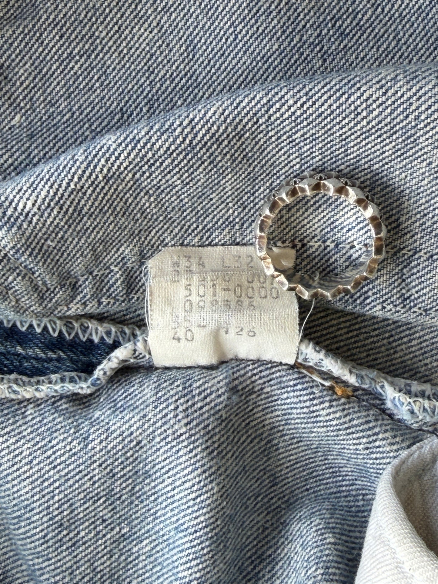 80s Levi 501 cut off denim