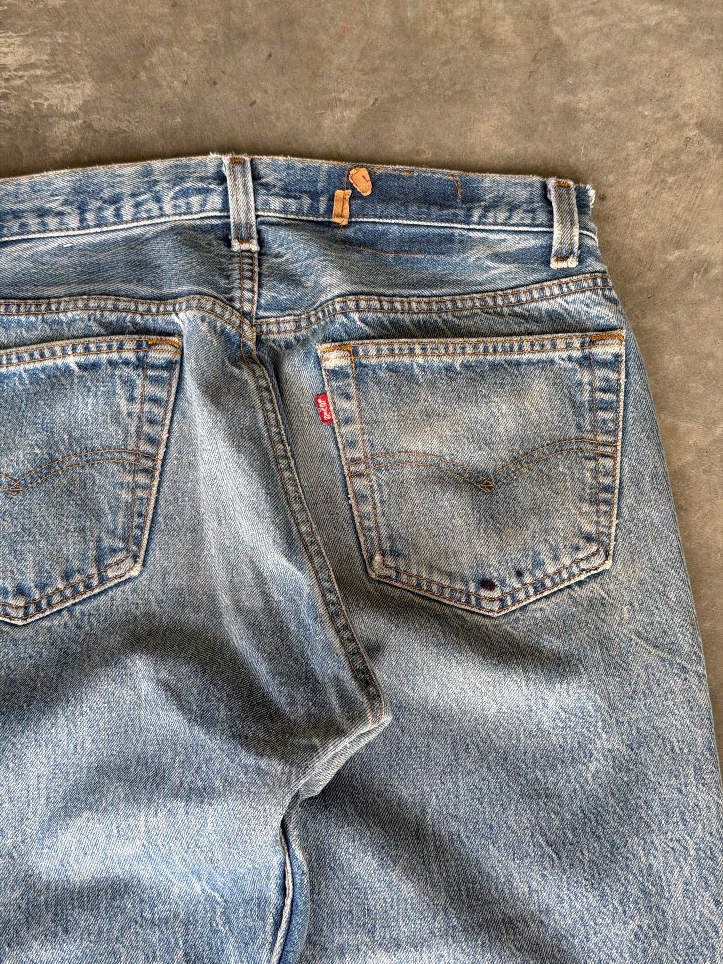 80s Levi 501 cut off denim