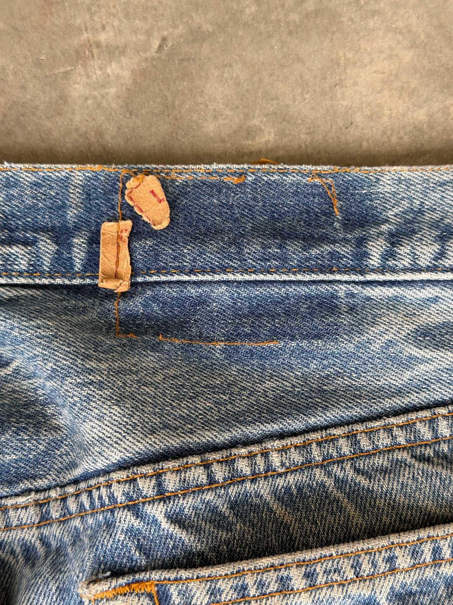 80s Levi 501 cut off denim