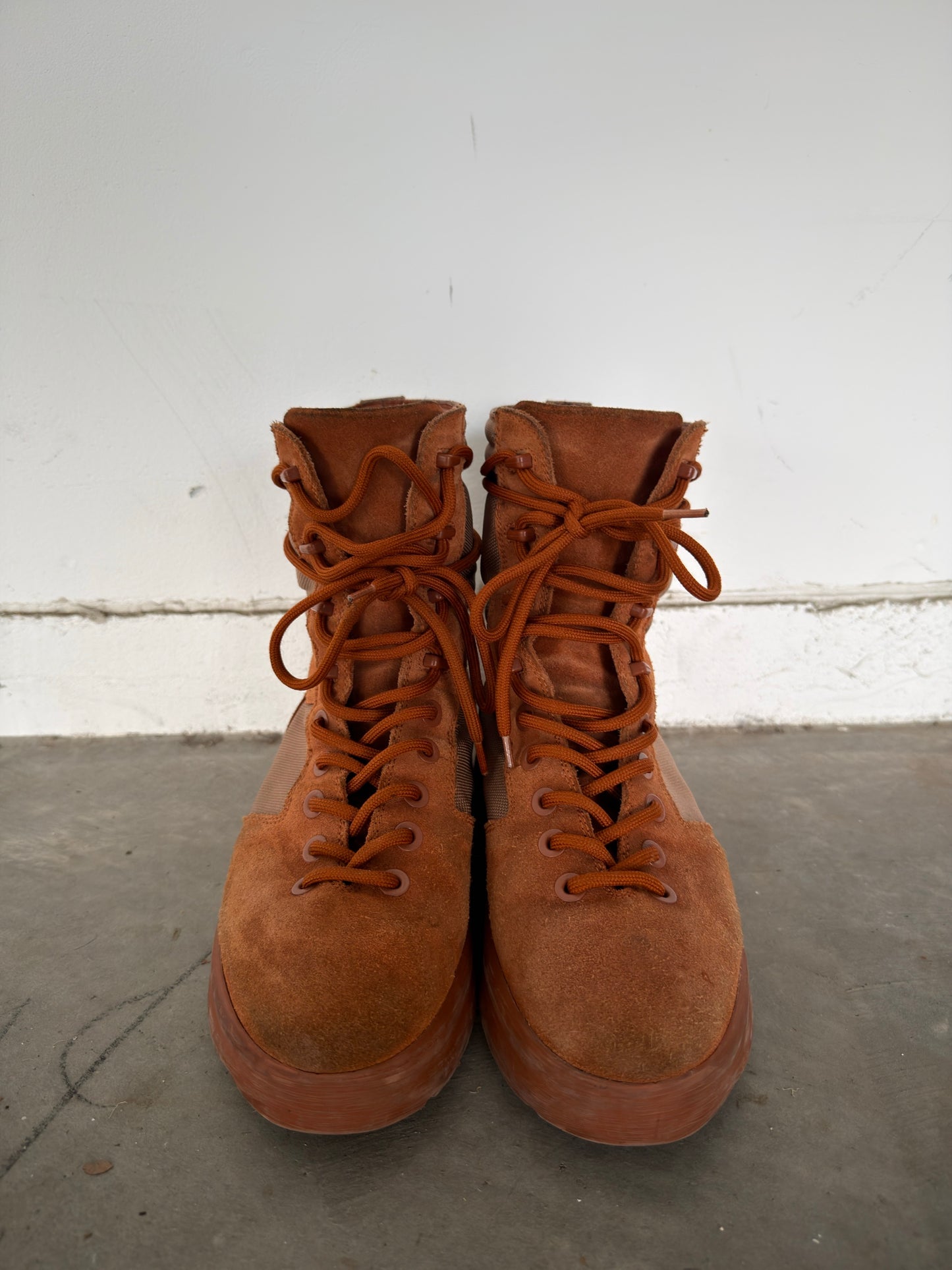 Yeezy szn 3 burnt Sierra combat boot