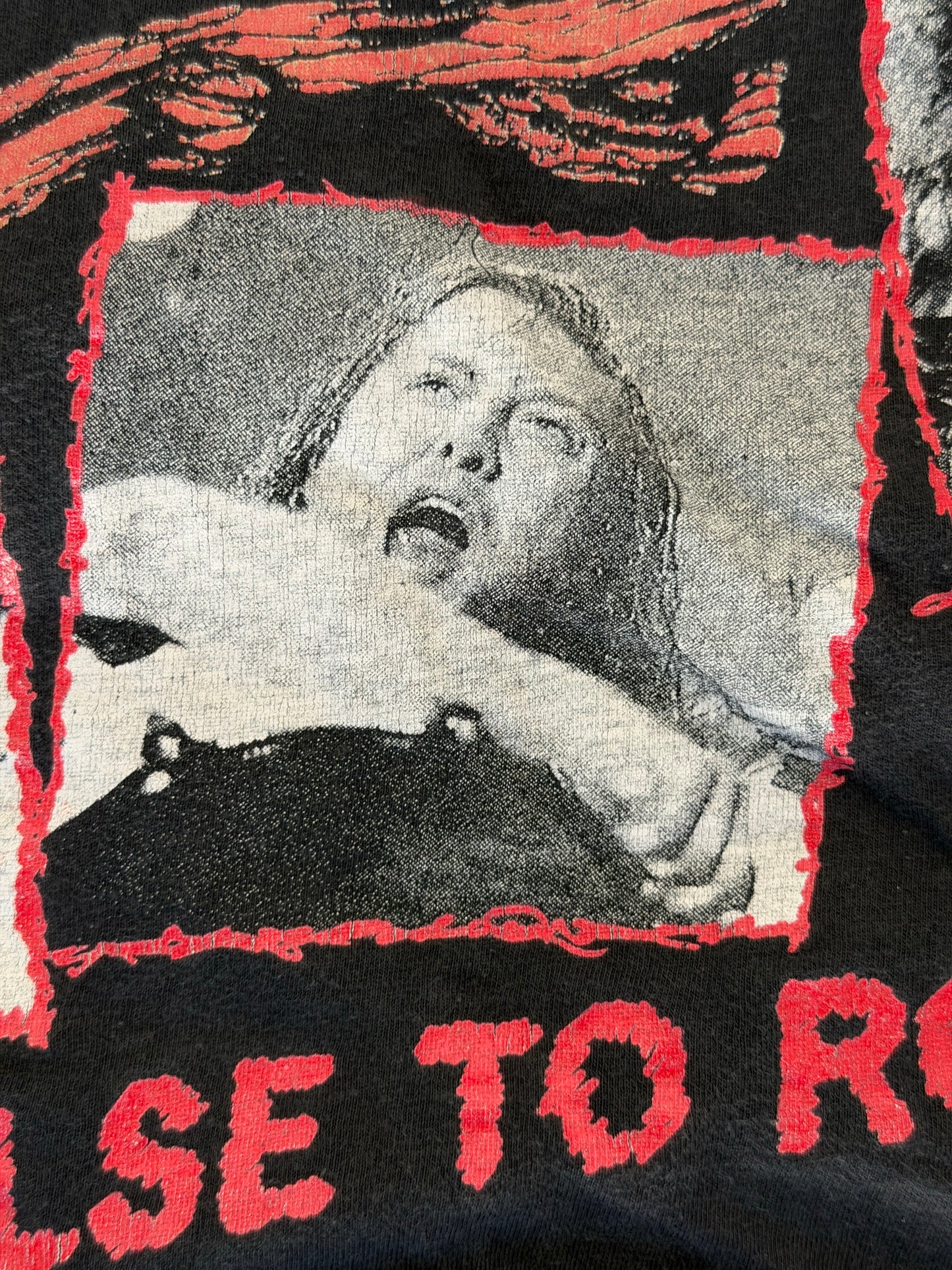 vintage metallica "no where else to roam" tee