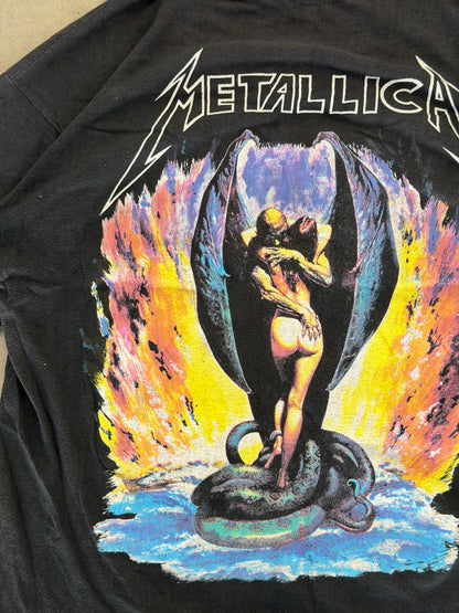 vintage metallica "no where else to roam" tee