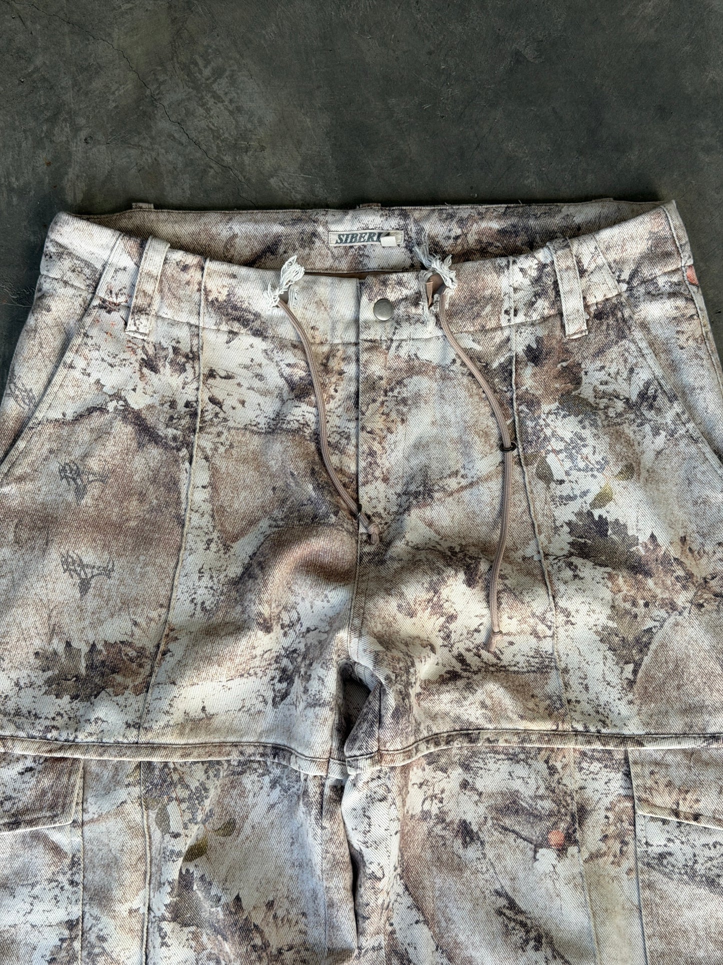 Siberia hills convertible camo cargos