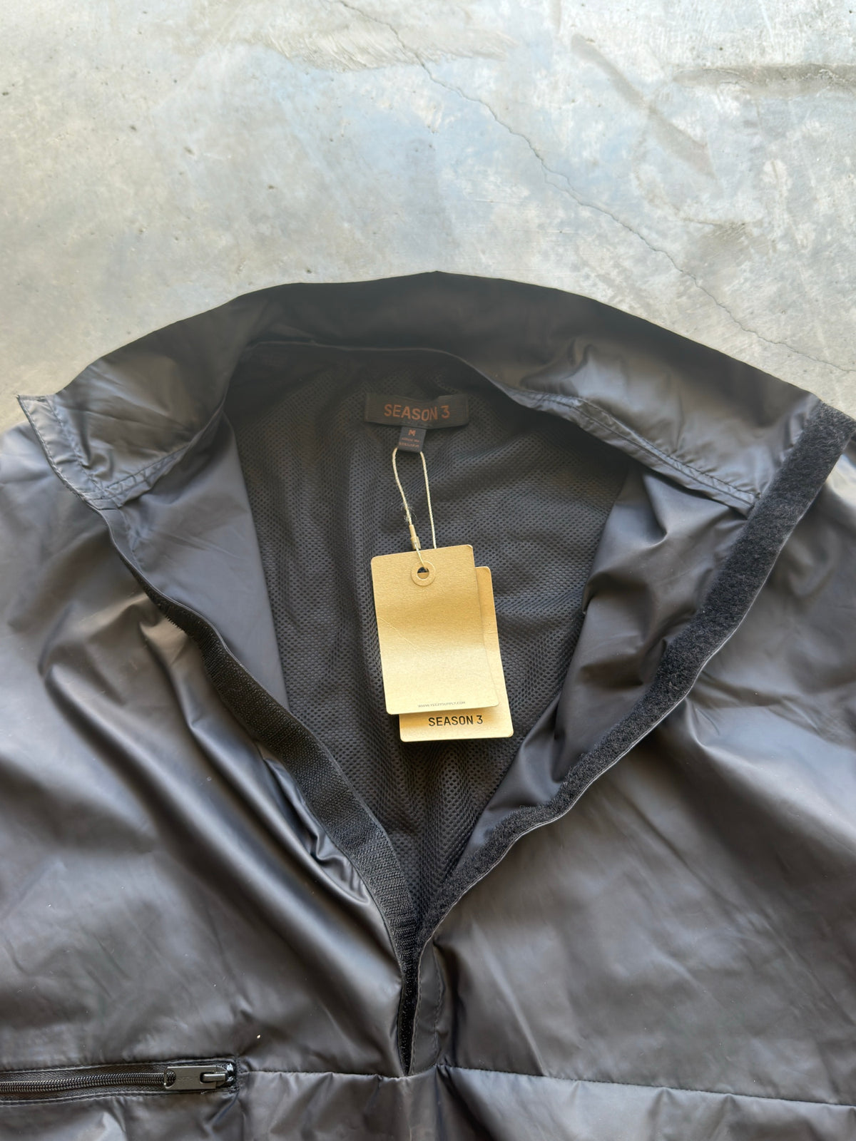 Season 3 utility windbreaker
