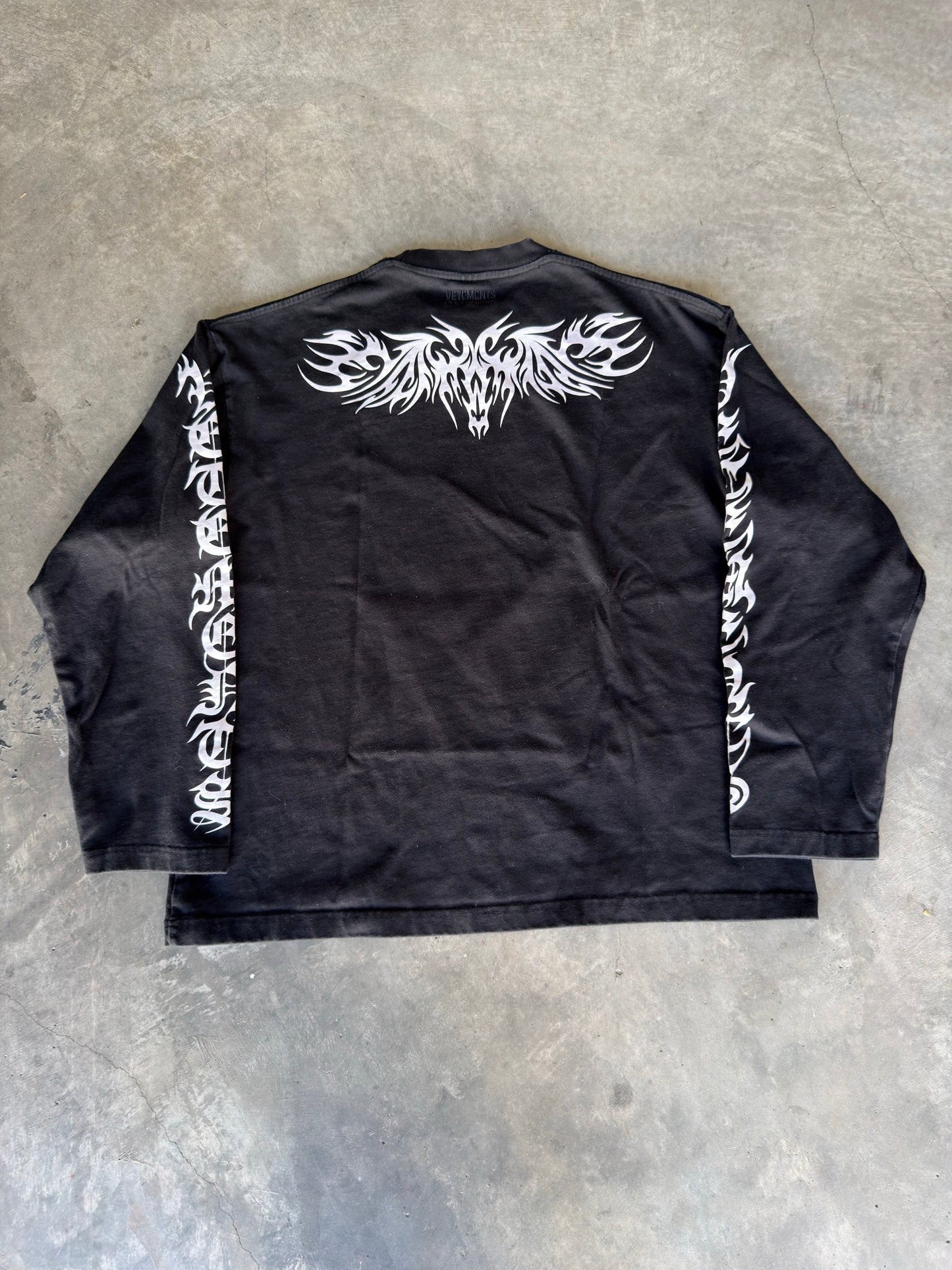 Vetements Gothic tribal L/S