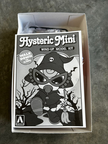 Hysteric glamour windup toy