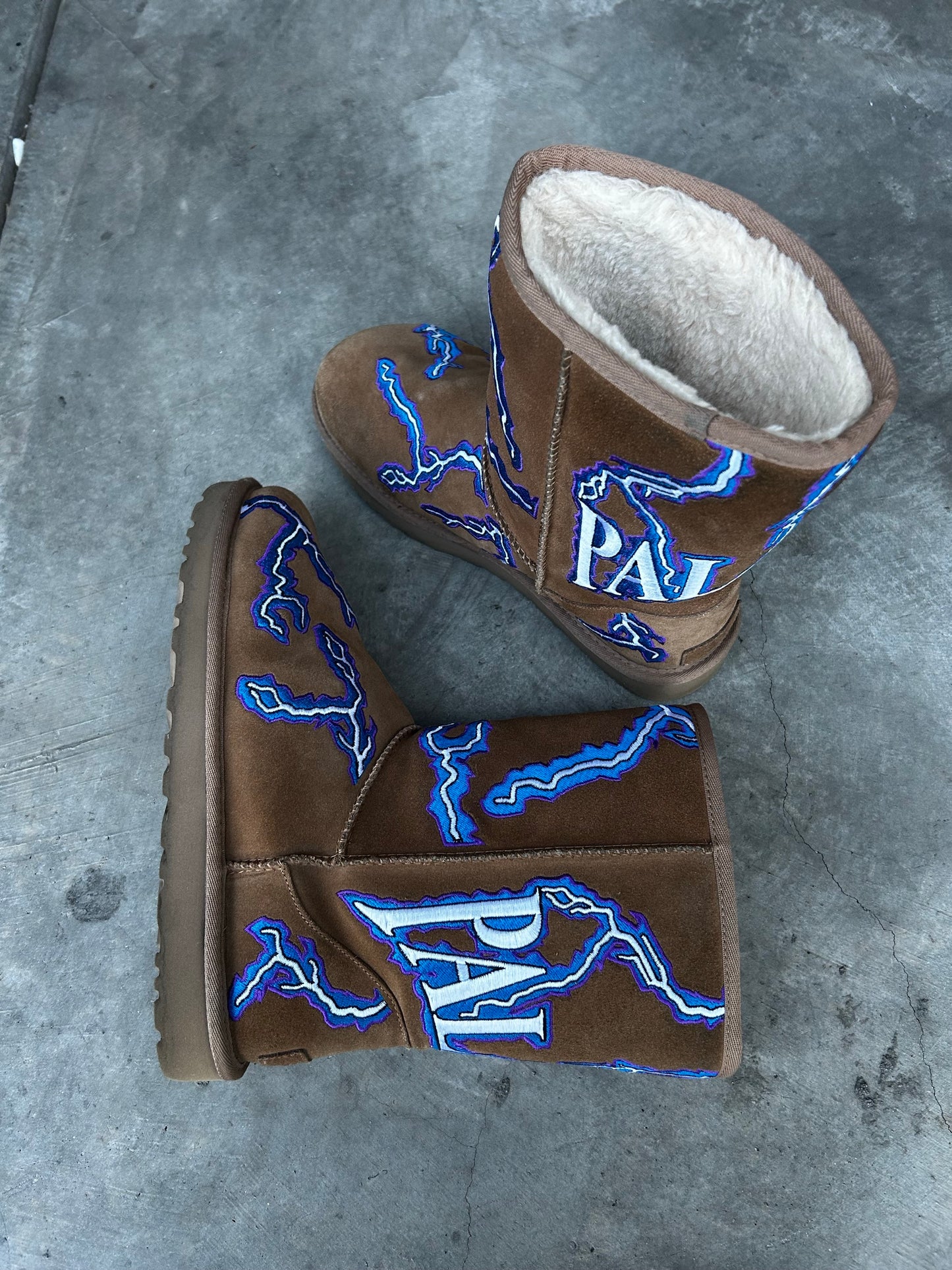 Palace lightning uggs