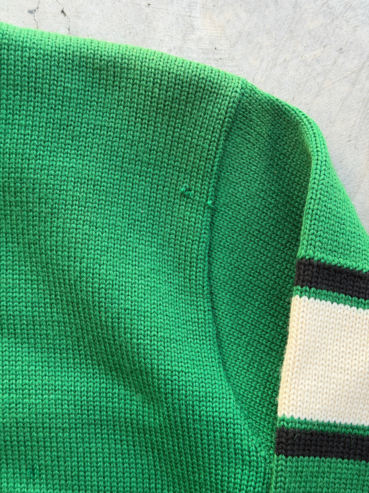 1950s Kelly green striped wool sweater