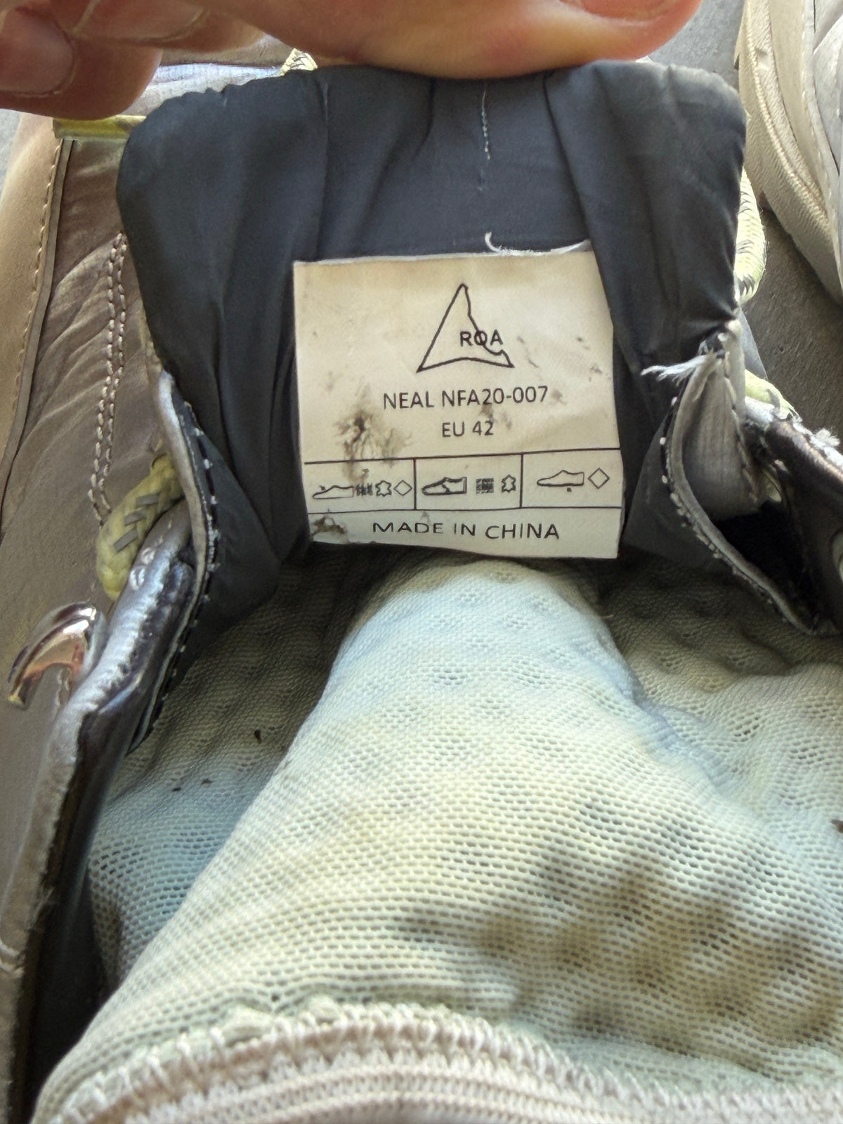 low top hiking boot