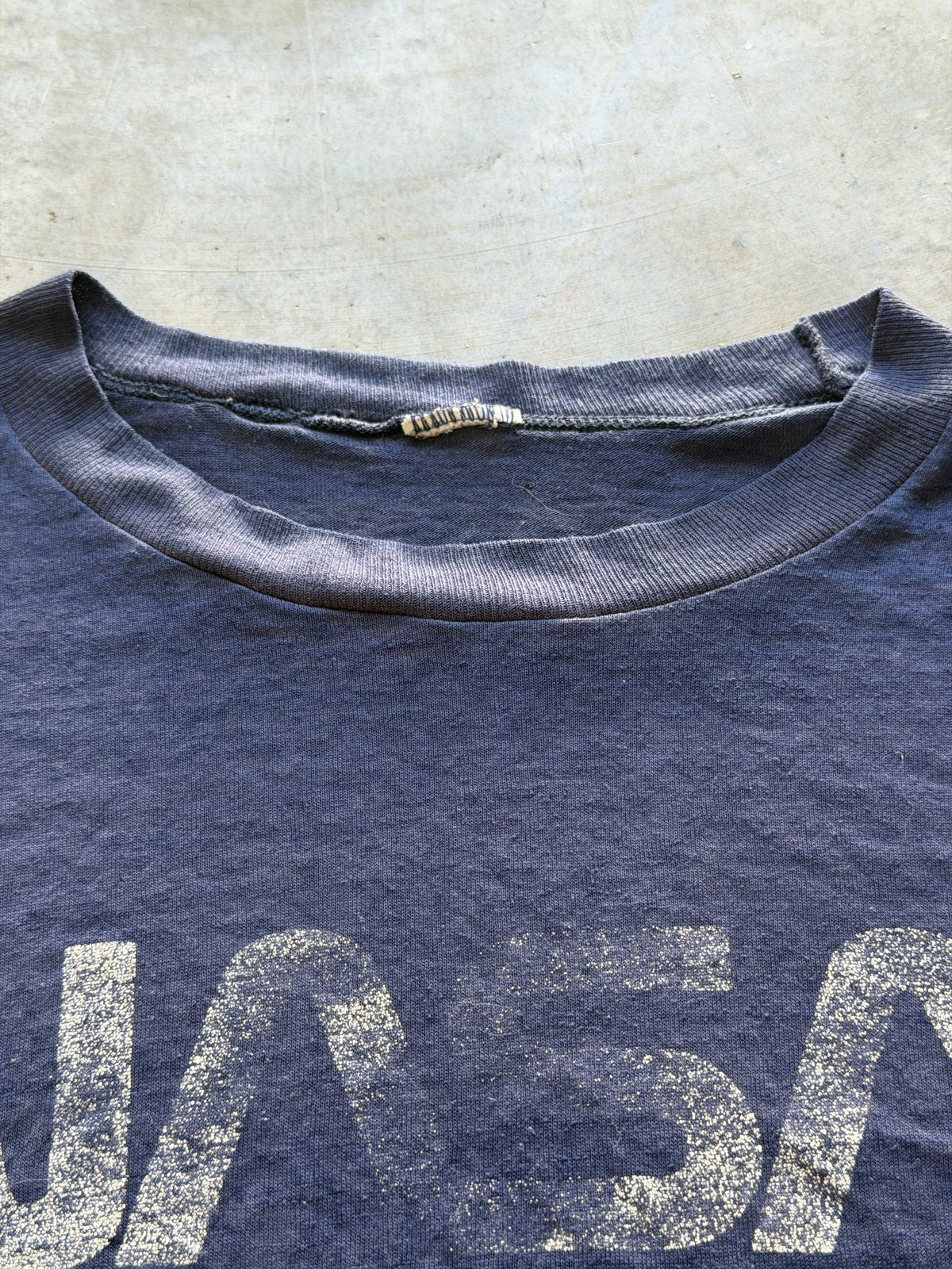90s Navy Nasa tee