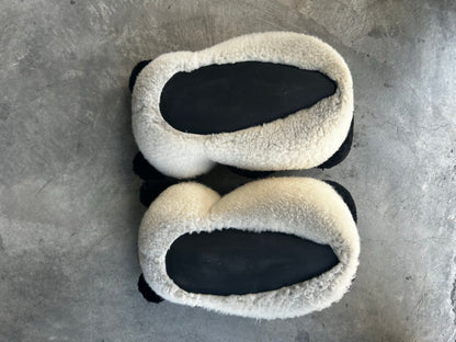 Vetements panda slippers
