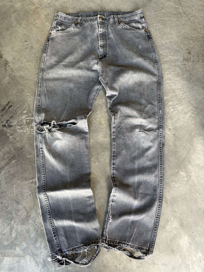 90s thrashed wrangler denim