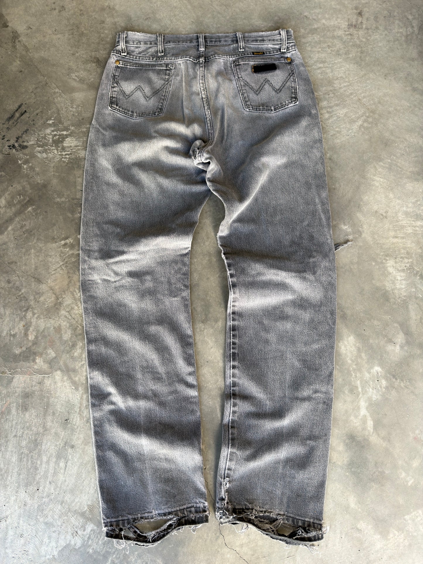 90s thrashed wrangler denim