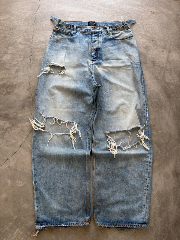 Fall 22 skater jeans (paper tab)