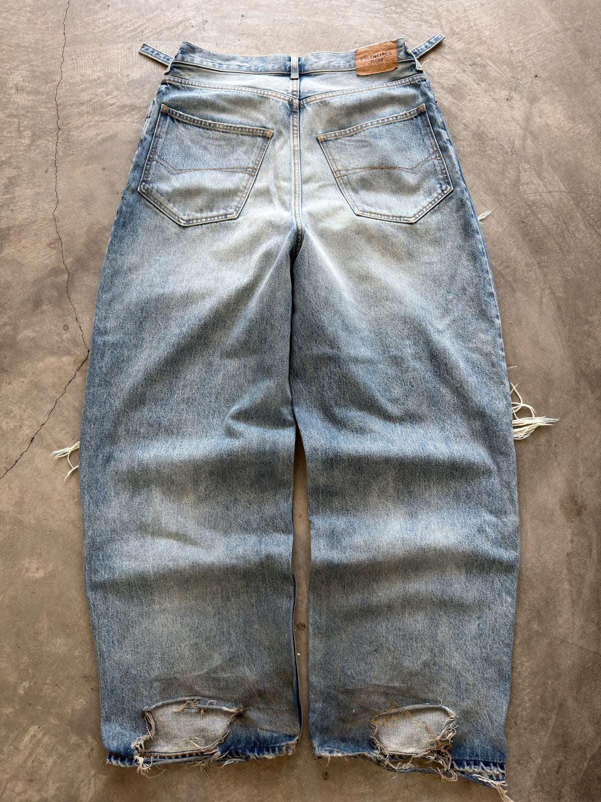 Fall 22 skater jeans (paper tab)