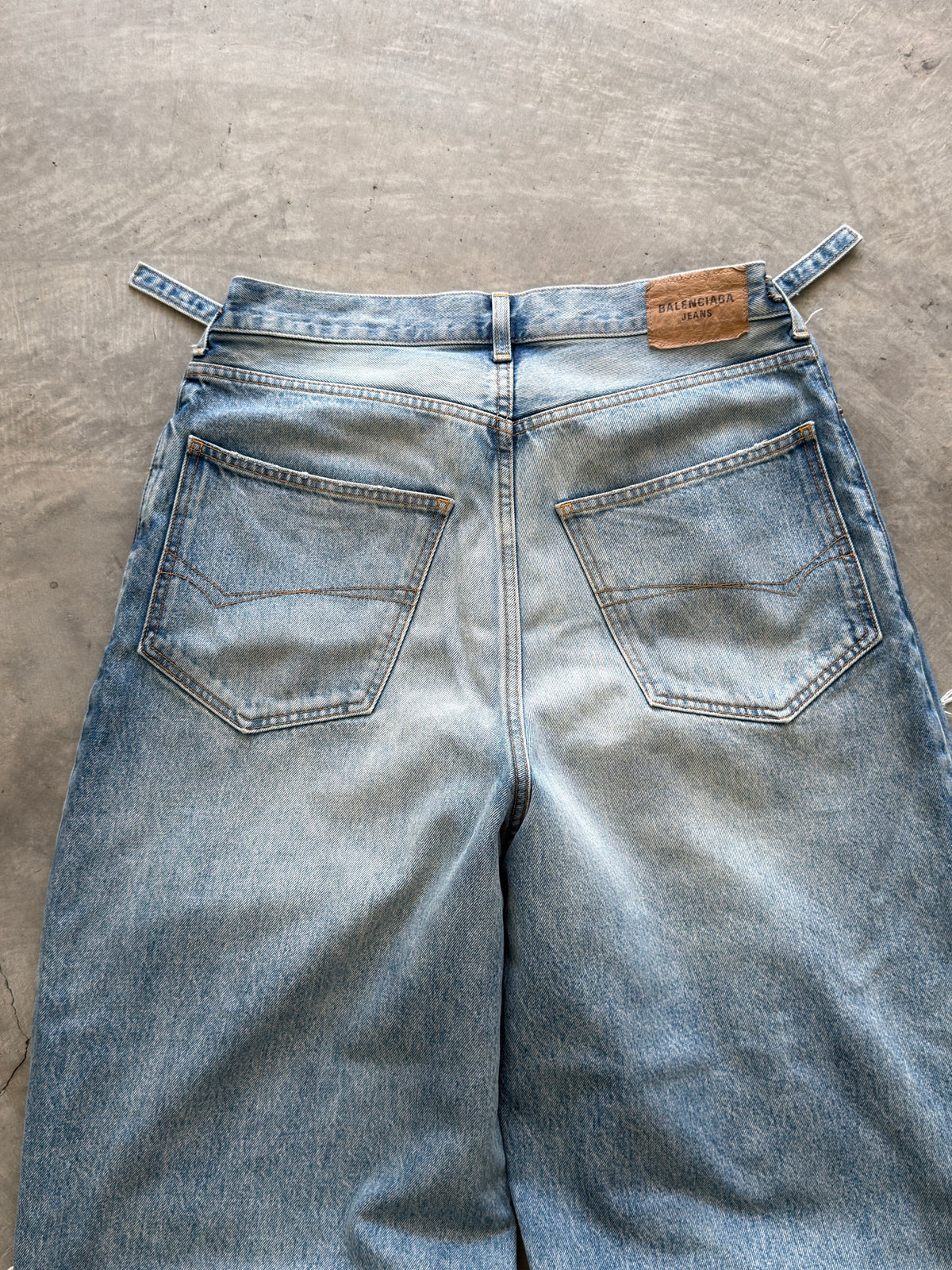 Fall 22 skater jeans (paper tab)
