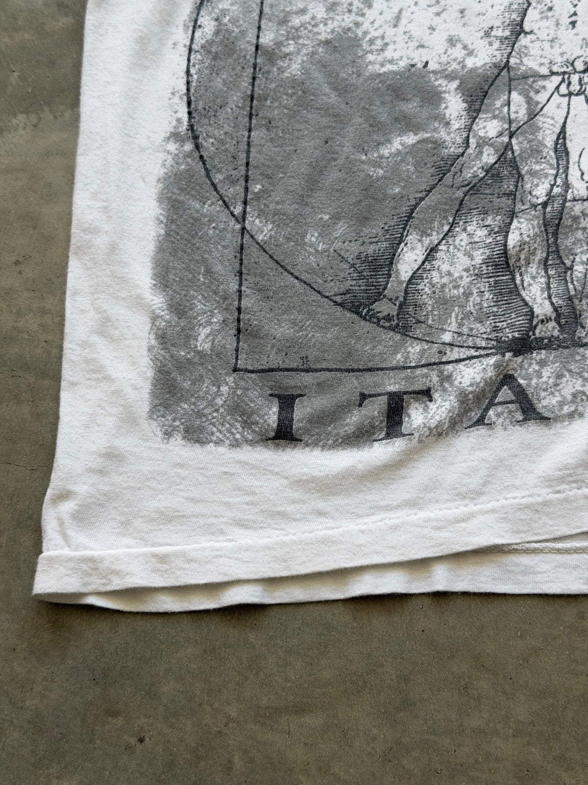 Leonardo Da Vinci "vitruvian man" tee