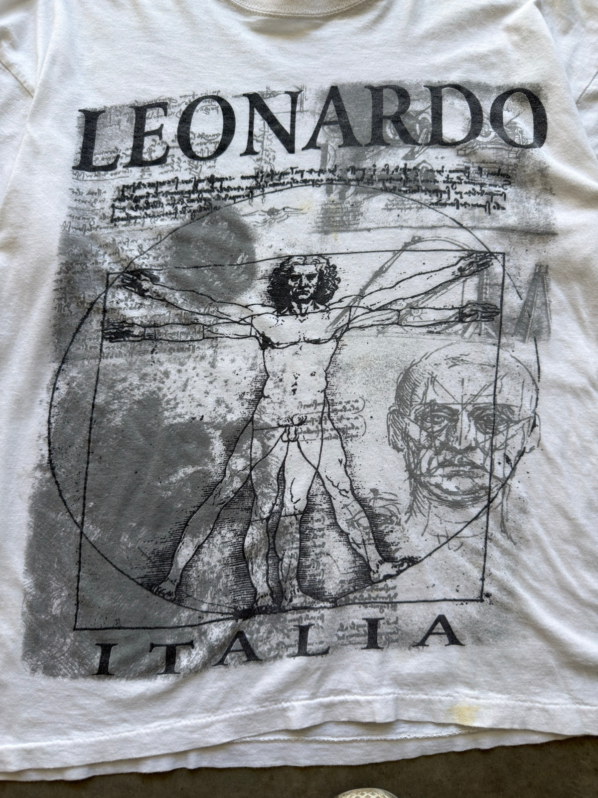 Leonardo Da Vinci "vitruvian man" tee