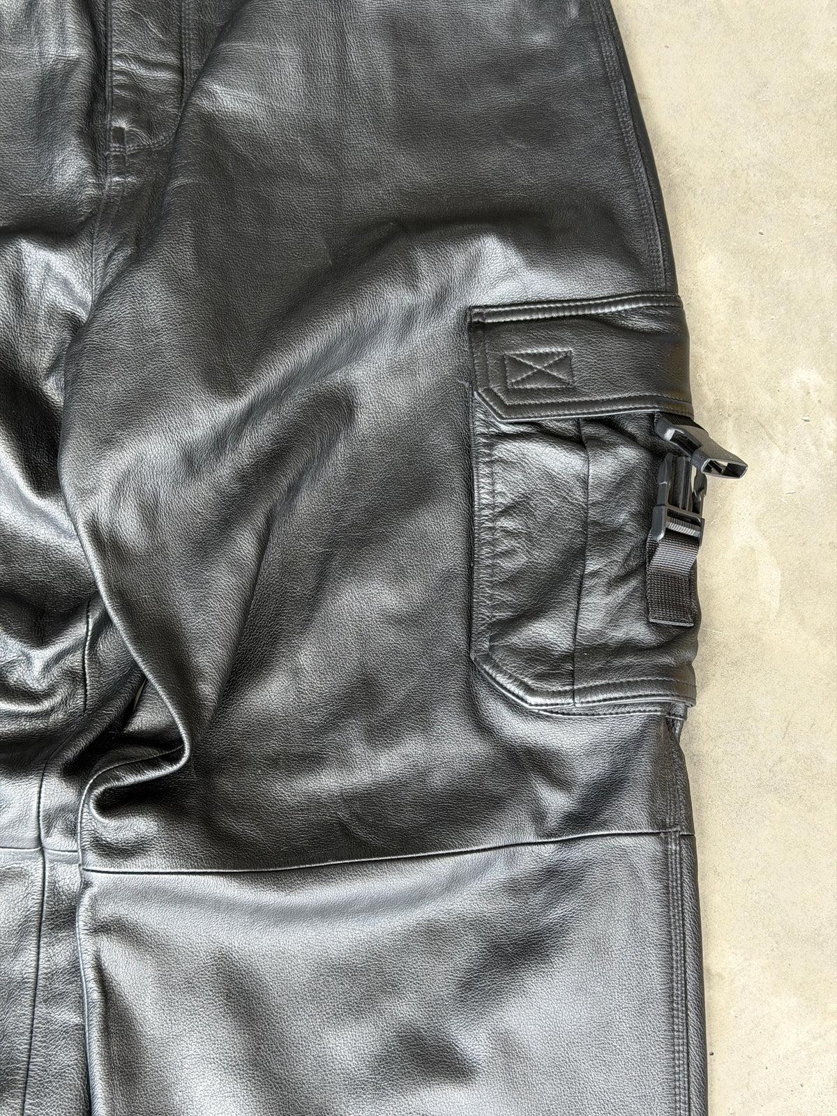 Wilsons M. Julian cargo leather pant