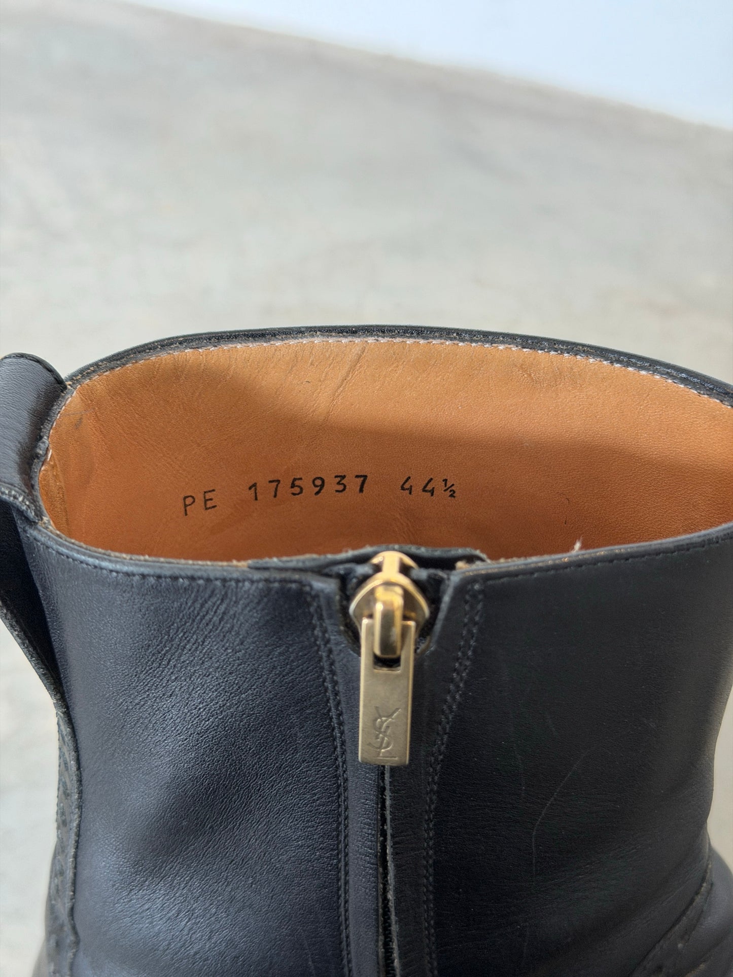 Yves Saint Laurent Johnny boot