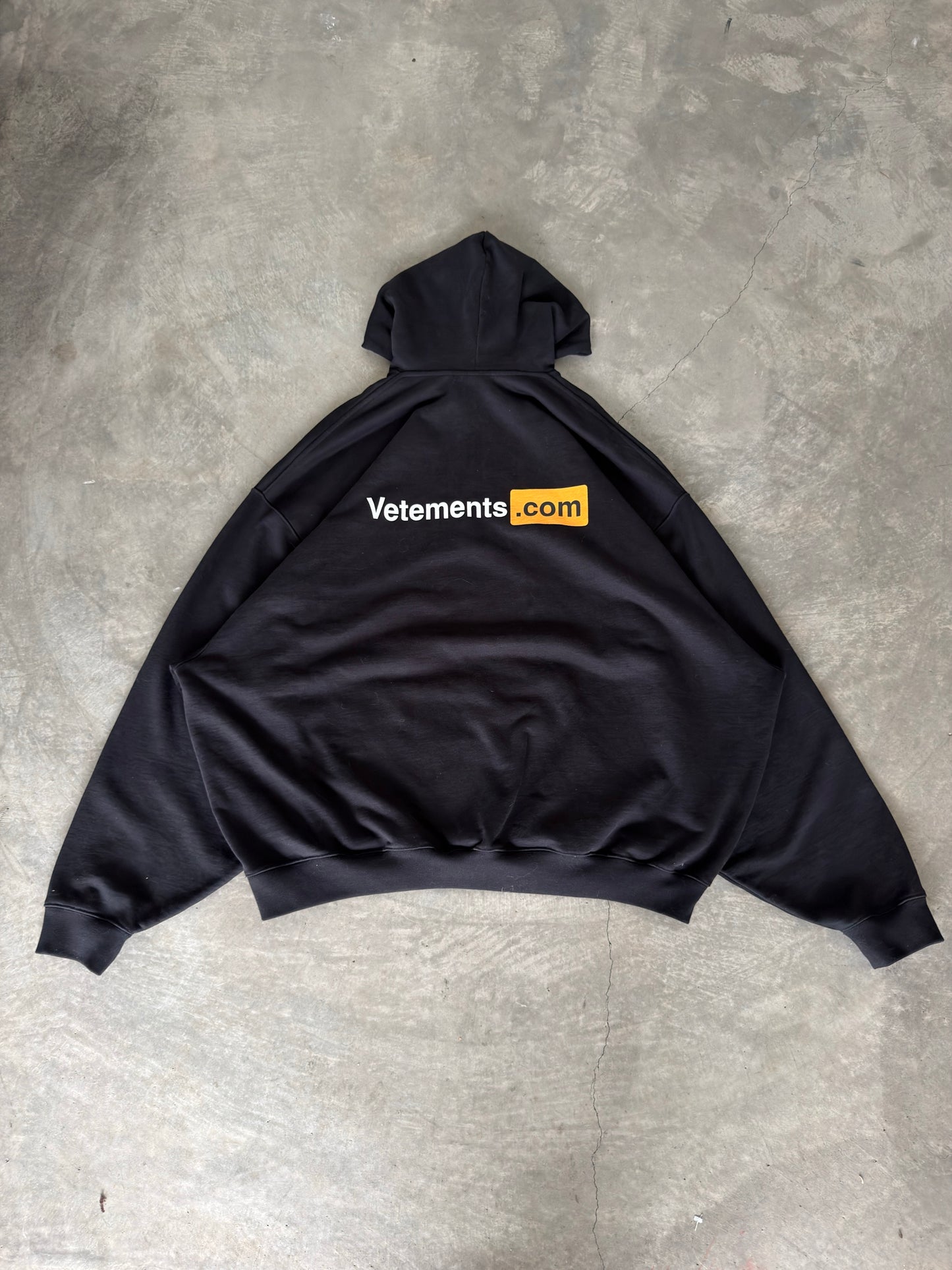 Vetements.com hoodie